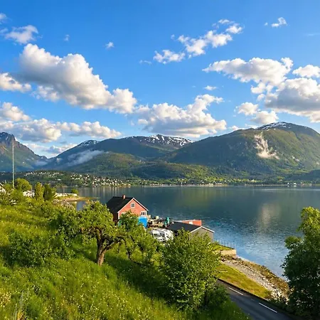 Casa Hauge Bb Fjordview Gjestgiverier